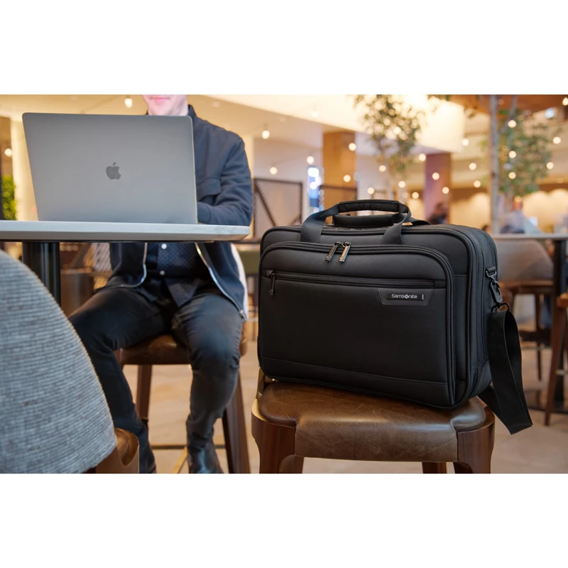 Black Samsonite Classic Business 2.0 3 Compartment Brief Laptop Bags & Briefcases | 493862-NEK